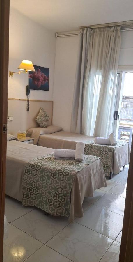 Hostal Alhambra Tarragona Exterior photo